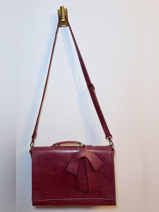 Ecosusi Handbags - Ecosusi Vegan Leather Laptop Messenger Bag Red Burgundy Cutout Bow Briefcase